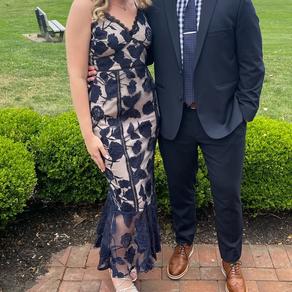 LULUS Blue floral lace dress